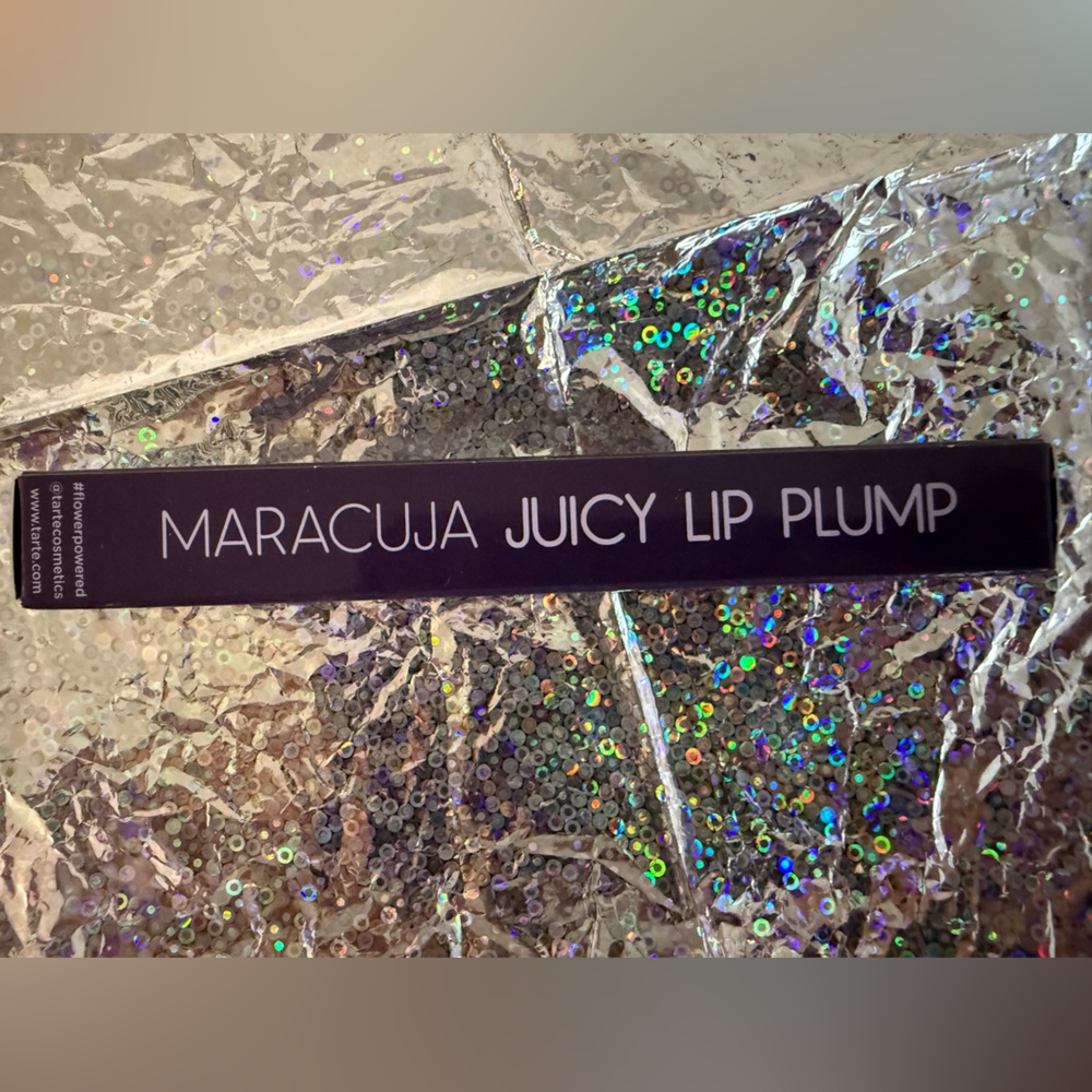 New Tarte Maracuja Juicy Lip Plump Dragon Fruit Color - Picture 6 of 8
